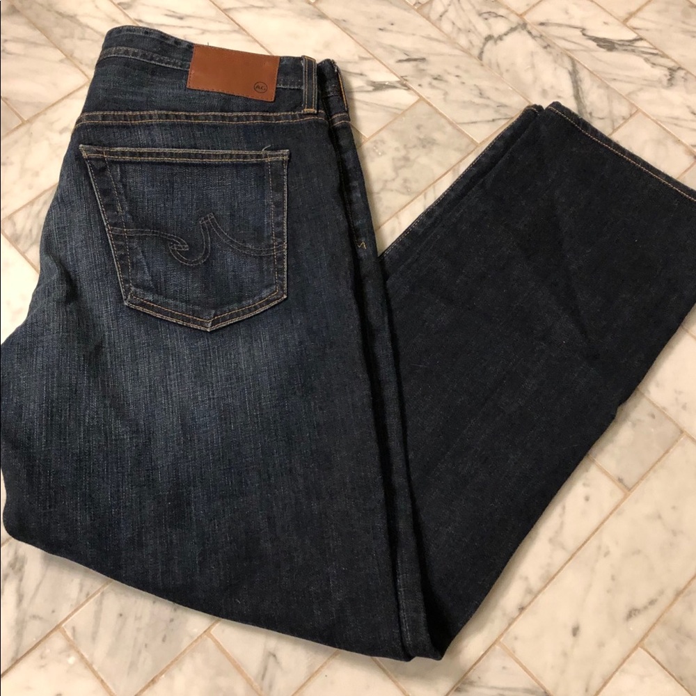 Like new! AG graduate - tailored leg slim straight